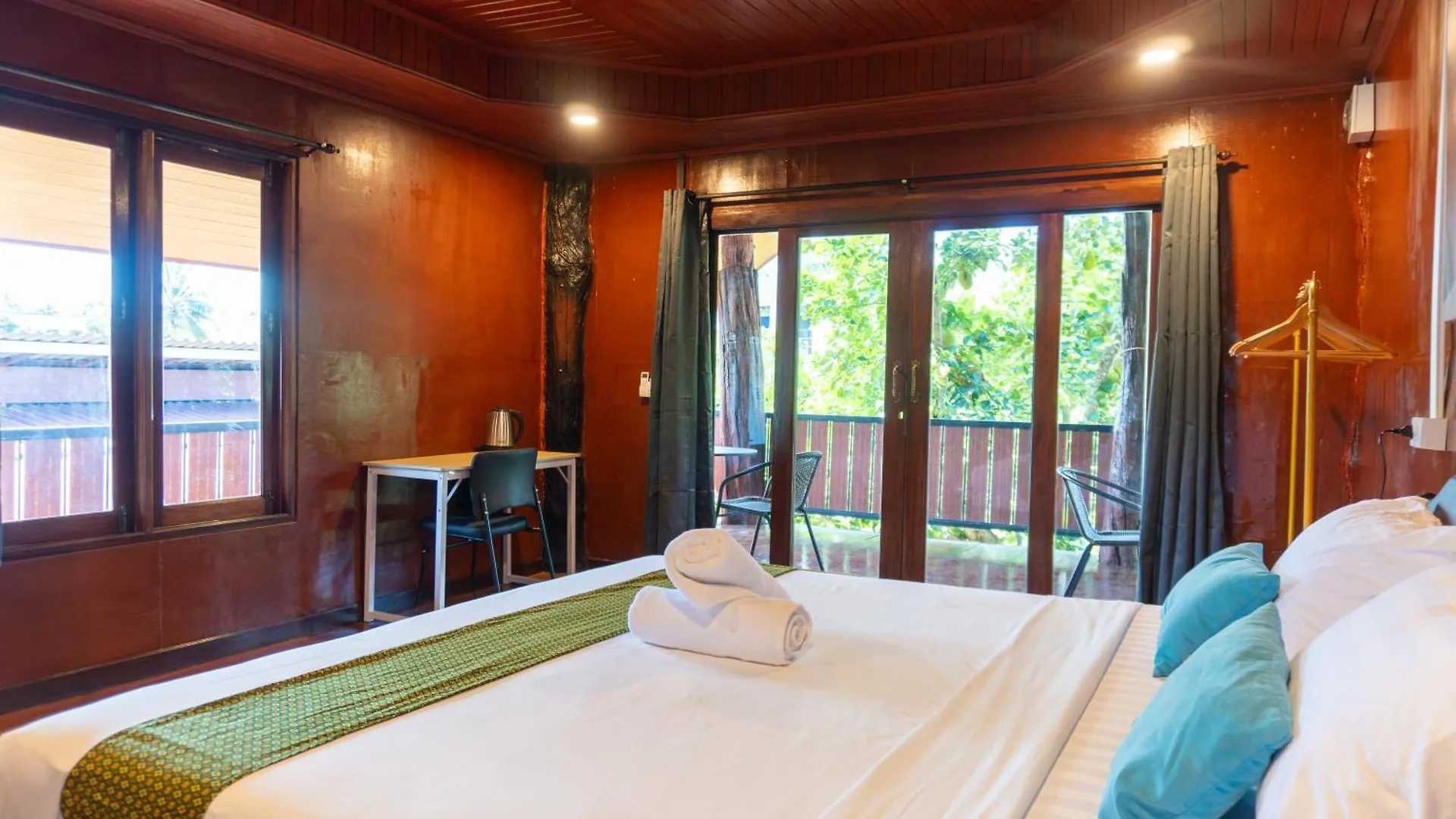 Chill Out Resort Koh Lanta